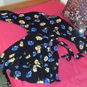 Forever 21 Tulip Floral Dress